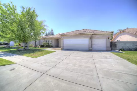3720 Riverview Dr, Madera, CA 93637 photo 1
