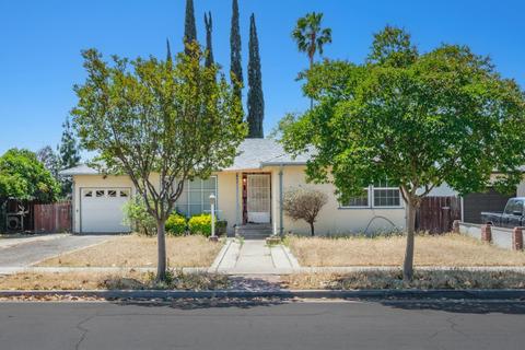 935 W Griffith Way, Fresno, CA 93705 | 15 Photos | MLS #577999 - Movoto