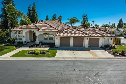 35 W W Loop, Madera, CA 93637 photo 1