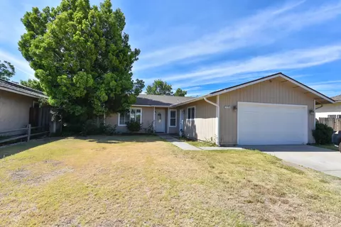 1776 Donner, Clovis, CA 93611 photo 1