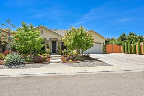 2848 Graybark Ave, Clovis, CA 93619 photo 1