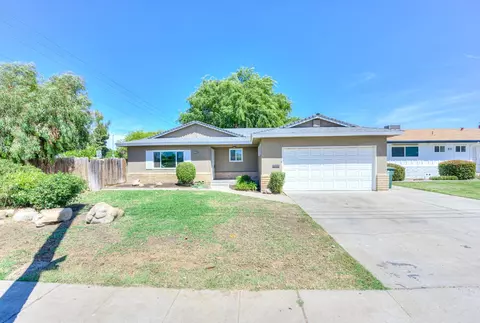 2811 N Winery Ave, Clovis, CA 93612 photo 1