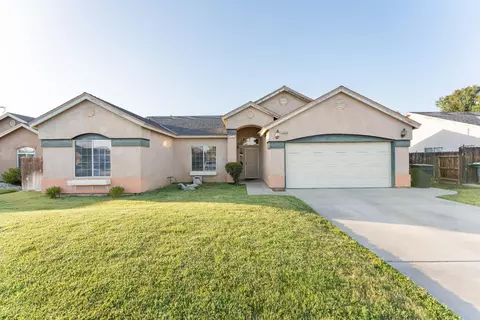 1448 Hawthorn St, Lemoore, CA 93245 photo 1