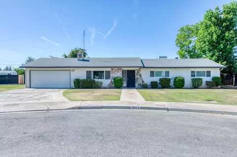 1873 Canal Dr, Sanger, CA 93657 photo 1
