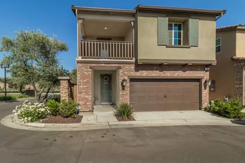 185 Sunset Dr S, Madera, CA 93636 photo 1