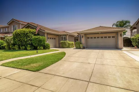 2359 Megan Ave, Clovis, CA 93611 photo 1
