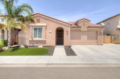 3581 Griffith Ave, Clovis, CA 93619 photo 1