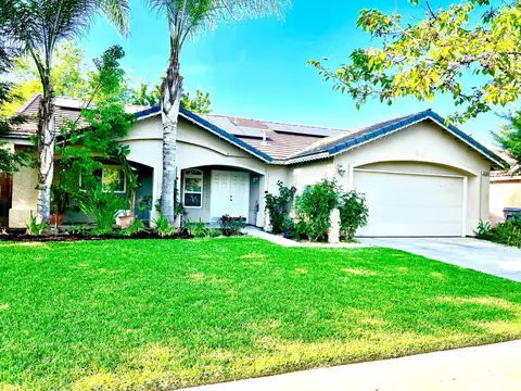 14160 W Sheri St, Kerman, CA 93630 photo 1