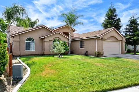 235 S Creek Dr, Madera, CA 93637 photo 1