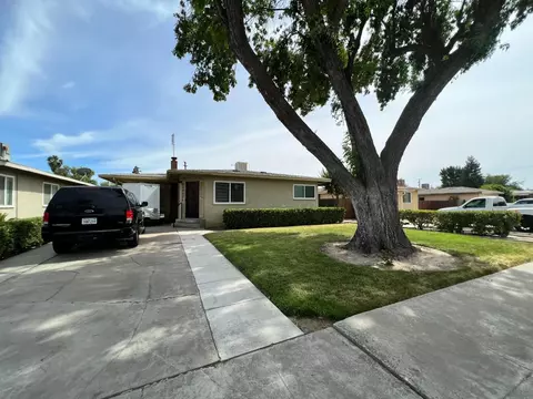 15453 W D St, Kerman, CA 93630 photo 1