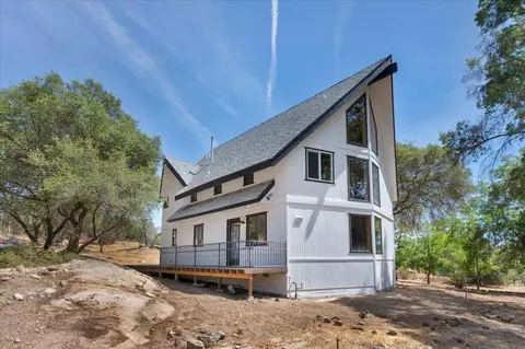 21978 Auberry Rd, Clovis, CA 93619 photo 1
