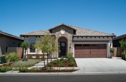 1757 N Megan Ave, Clovis, CA 93619 photo 1
