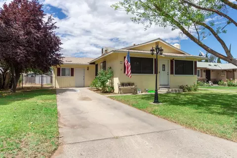 129 Walnut St, Madera, CA 93637 photo 1