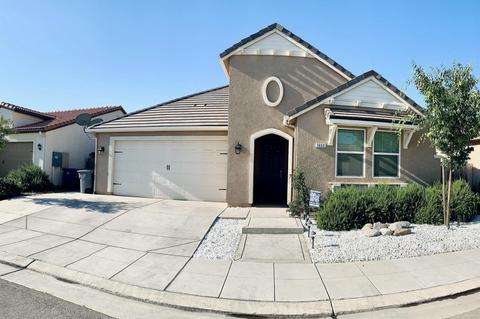 3660 Griffith Ave, Clovis, CA 93619 photo 1