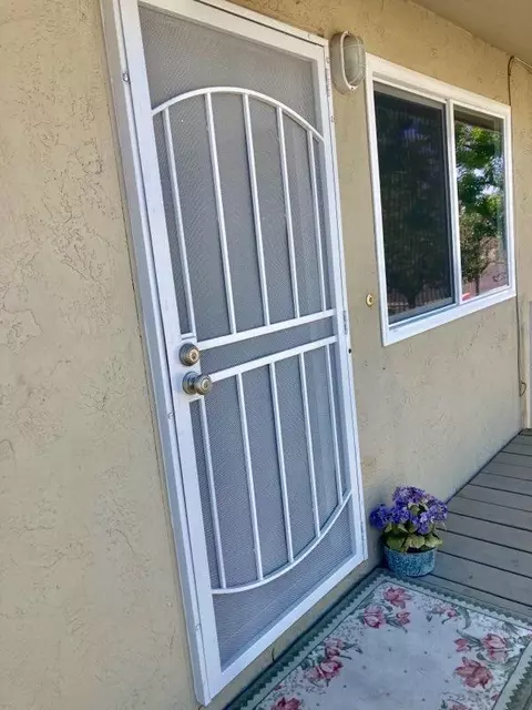 451 W Alamos Ave #4, Clovis, CA 93612 photo 1