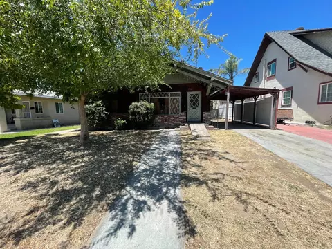 725 S 3rd St, Kerman, CA 93630 photo 1