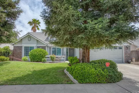 2142 Birch Ave, Clovis, CA 93611 photo 1