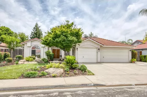 870 Oak Ave, Clovis, CA 93611 photo 1
