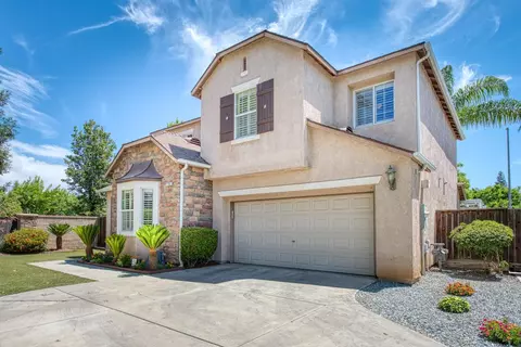 1797 N Serento Ln, Clovis, CA 93619 photo 1