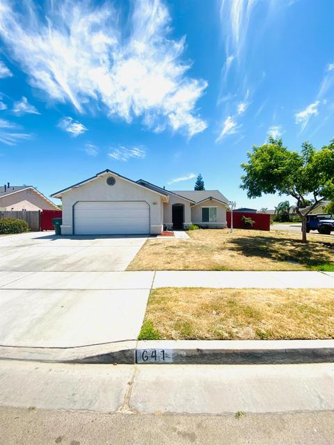 641 Cherry Ave, Sanger, CA 93657 photo 1