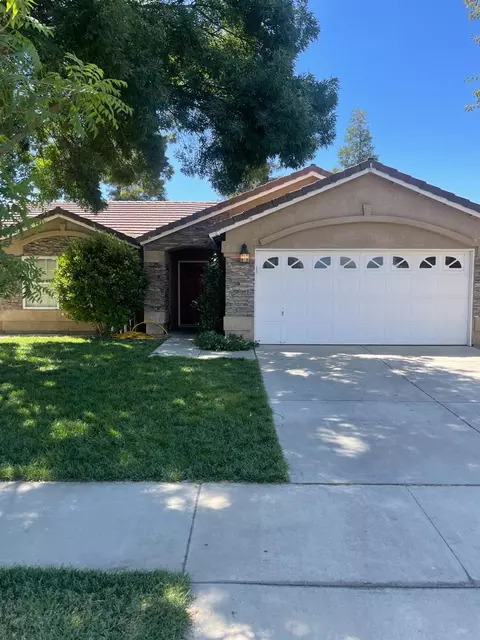 15669 W Middleton Ave, Kerman, CA 93630 photo 1