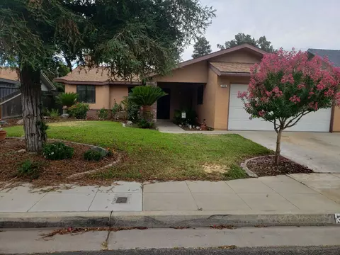 3744 Phillip Ave, Clovis, CA 93612 photo 1