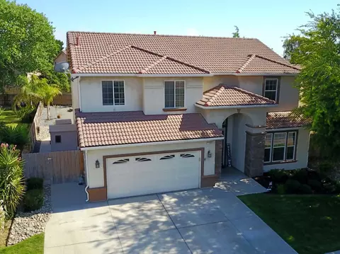 1285 Paradise, Lemoore, CA 93245 photo 1