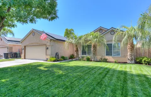 1358 Noble St, Lemoore, CA 93245 photo 1
