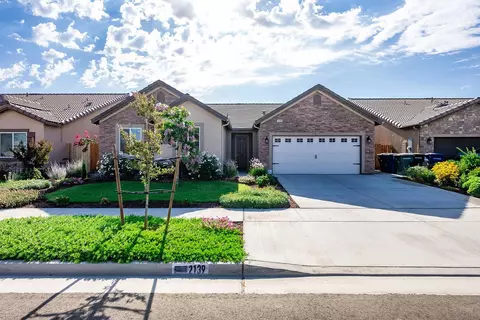 2139 Madeline Dr, Hanford, CA 93230 photo 1