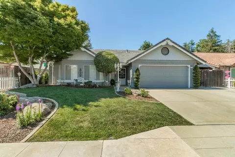 2508 Gibson Ave, Clovis, CA 93611 photo 1