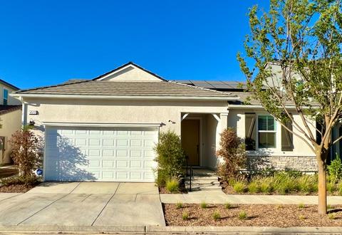 4513 Hillside Rd, Madera, CA 93636 photo 1