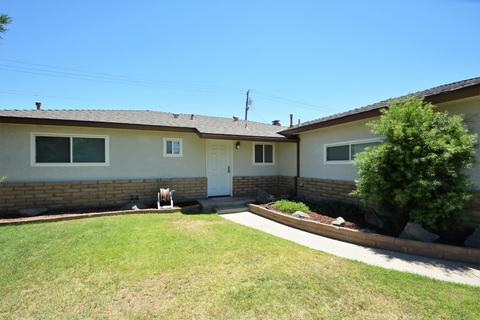 1225 Peach Ave, Clovis, CA 93612 photo 1
