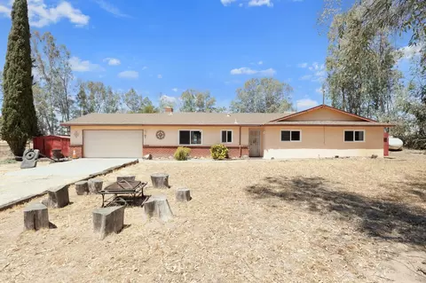 16714 Monreal Rd, Madera, CA 93636 photo 1