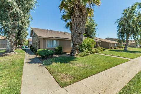 705 Green Way, Madera, CA 93638 photo 1