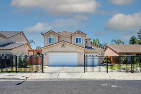 2774 Rialto Ave, Clovis, CA 93611 photo 1