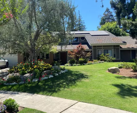 700 E Serena Ave, Fresno, CA 93720 photo 1