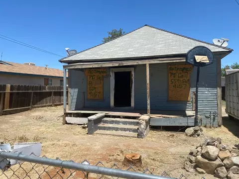 487 E Pleasant St, Coalinga, CA 93210 photo 1