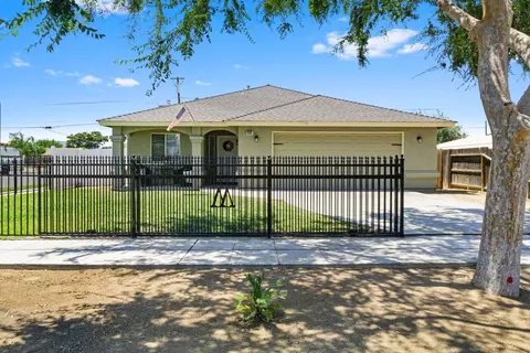 1000 Sonora St, Madera, CA 93638 photo 1
