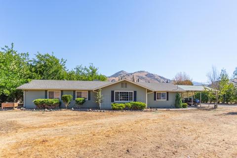 6116 Bellows Dr, Sanger, CA 93657 photo 1
