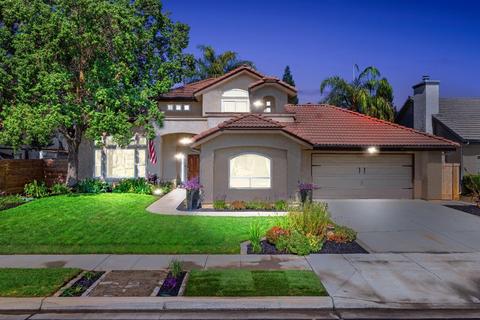 826 Pistachio Ave, Clovis, CA 93611 photo 1