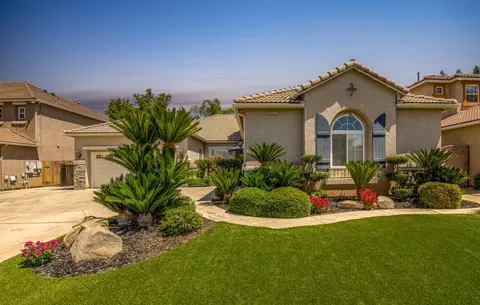 2333 Trenton Ave, Clovis, CA 93619 photo 1