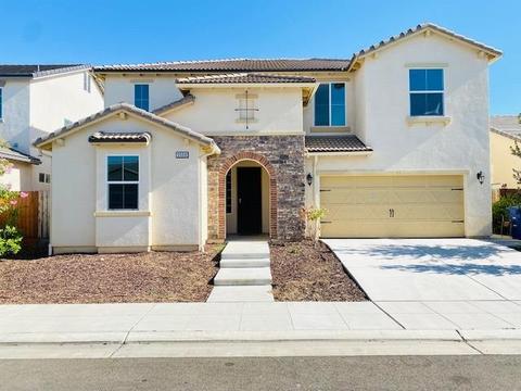 3558 Lincoln Ave, Clovis, CA 93619 photo 1