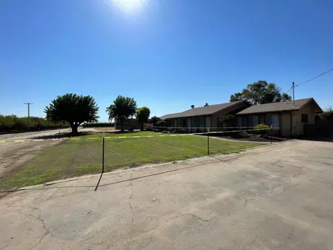 16339 W Nielsen Ave, Kerman, CA 93630 photo 1