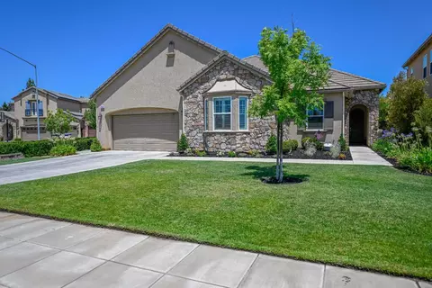 2639 Escalon Ave, Clovis, CA 93611 photo 1