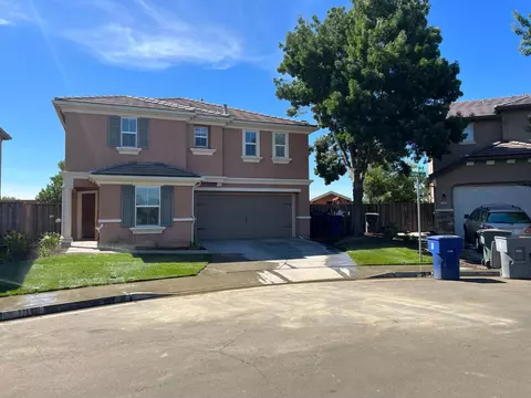 1436 Grape St, Madera, CA 93638 photo 1