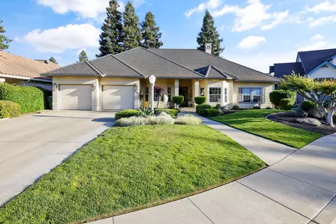 2527 E Harvard Ct, Visalia, CA 93292 photo 1