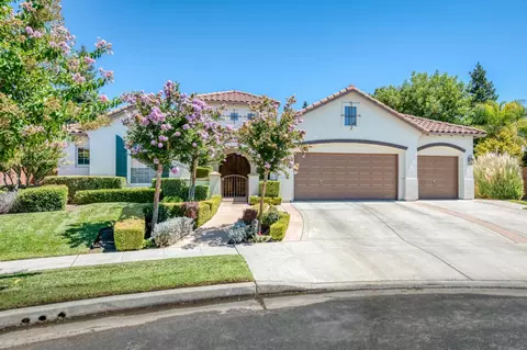381 Houston Ave, Clovis, CA 93611 photo 1