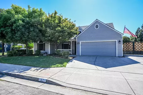 62 N Bliss Ave, Clovis, CA 93611 photo 1