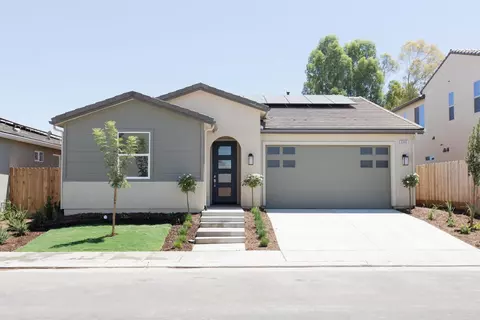 3395 Las Rosas Ave, Clovis, CA 93619 photo 1