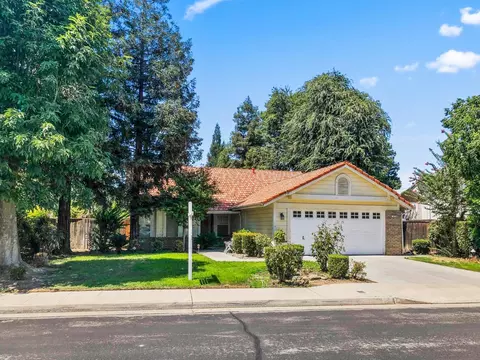 1070 N Homsy Ave, Clovis, CA 93611 photo 1